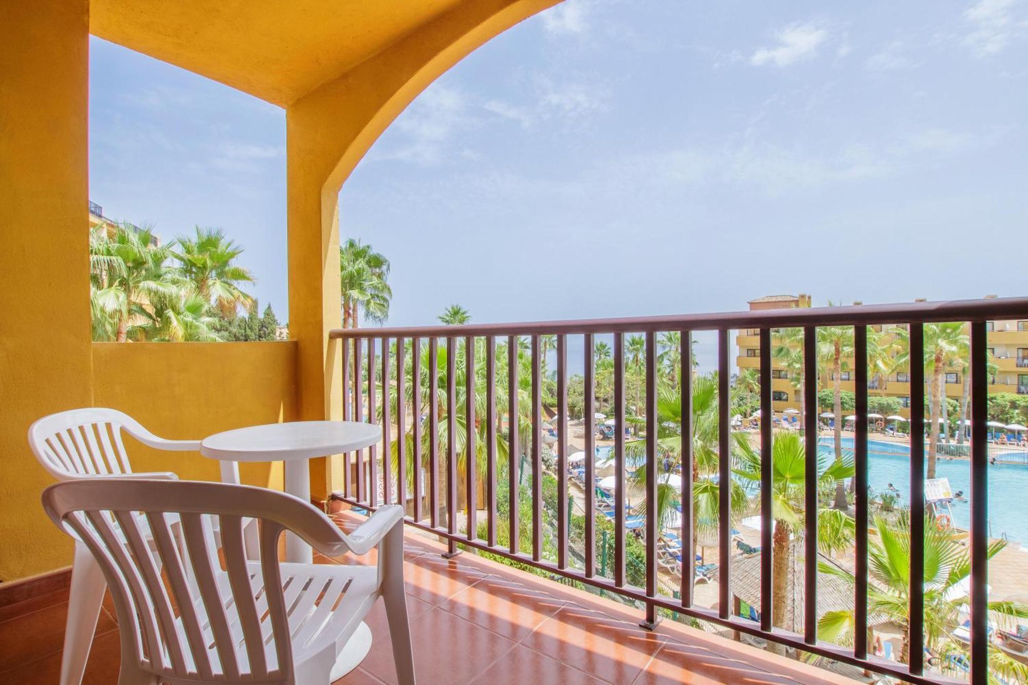Apartamentos Best Alcazar La Herradura  Εξωτερικό φωτογραφία