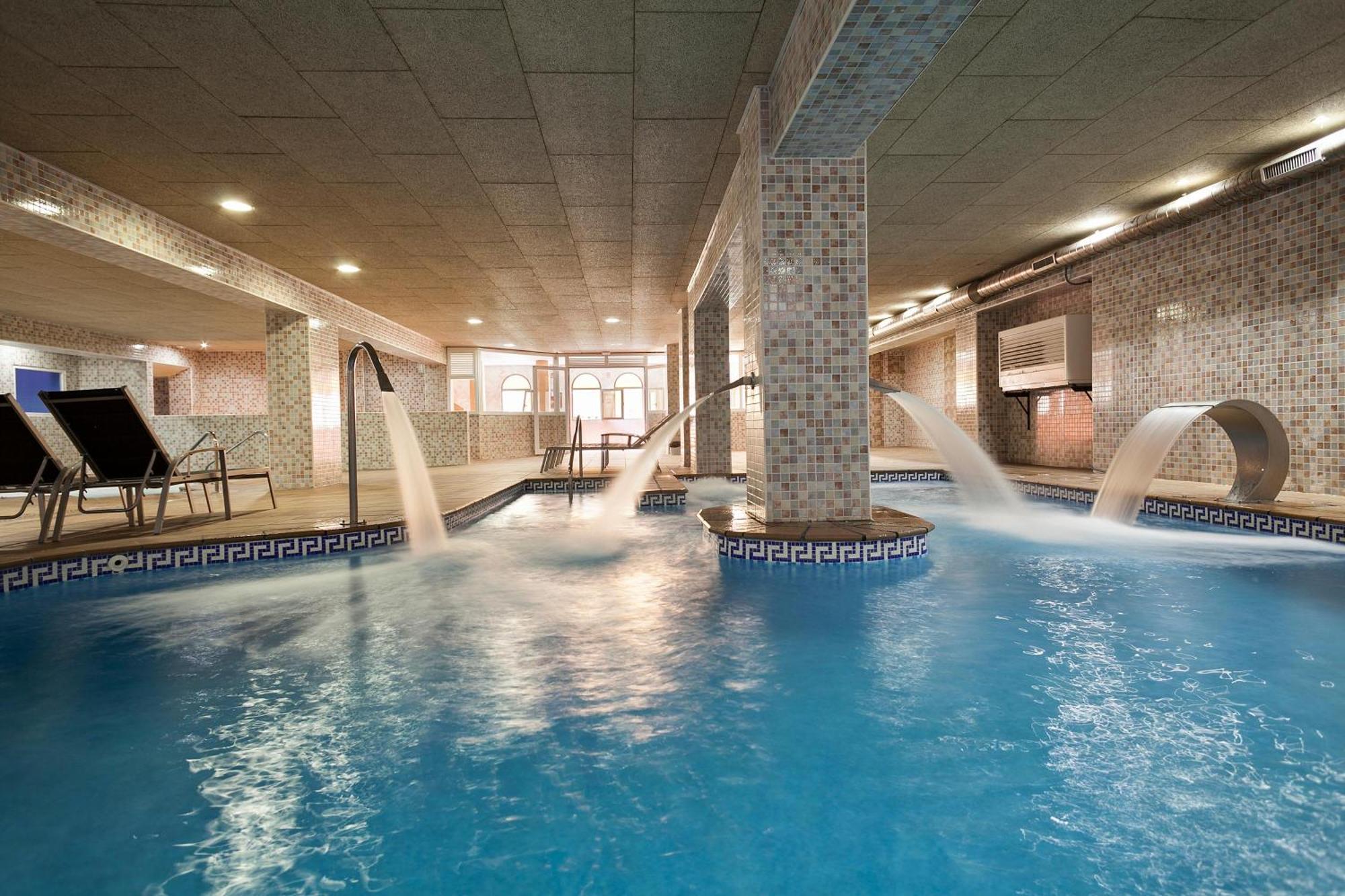 Apartamentos Best Alcazar La Herradura  Εξωτερικό φωτογραφία