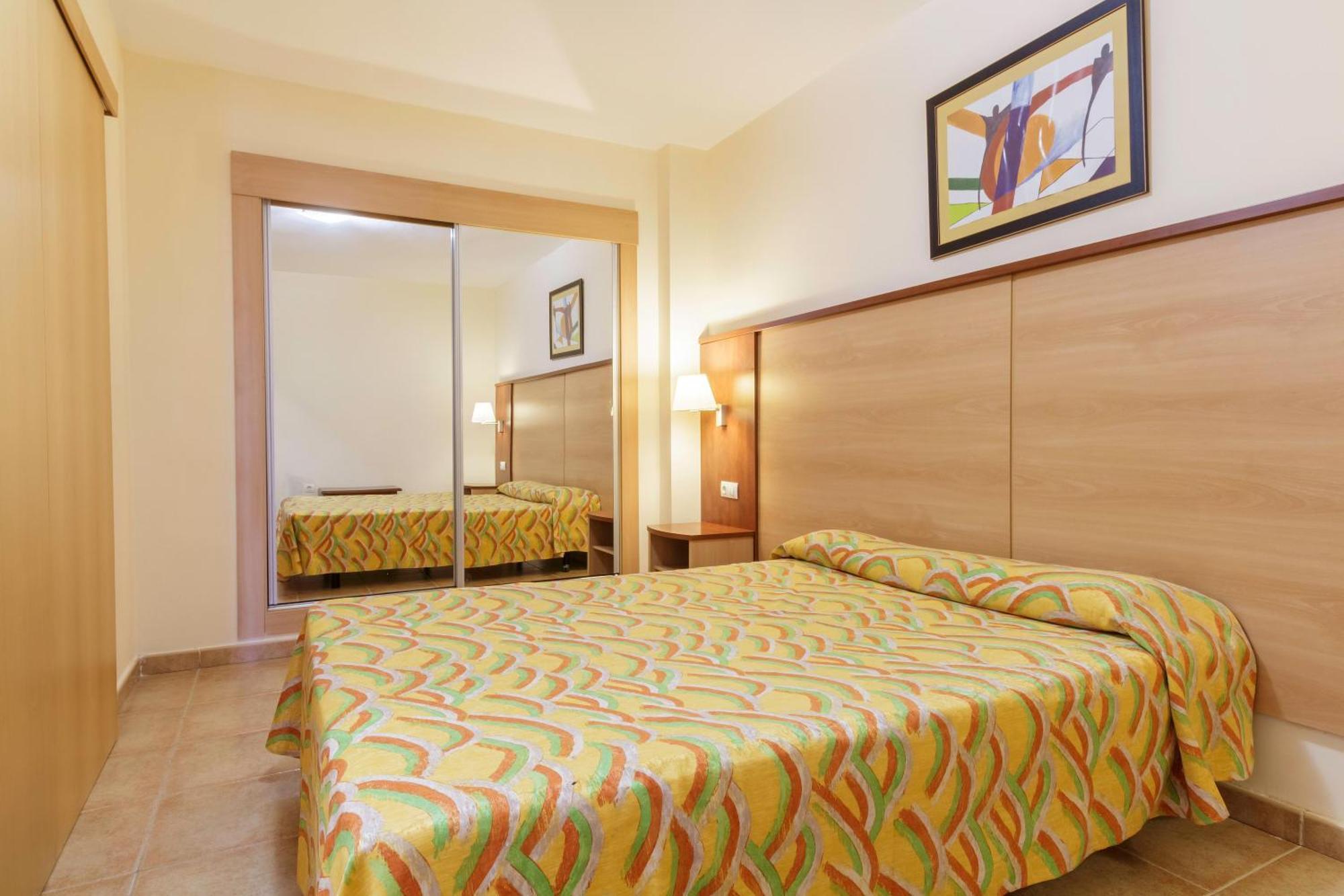Apartamentos Best Alcazar La Herradura  Εξωτερικό φωτογραφία