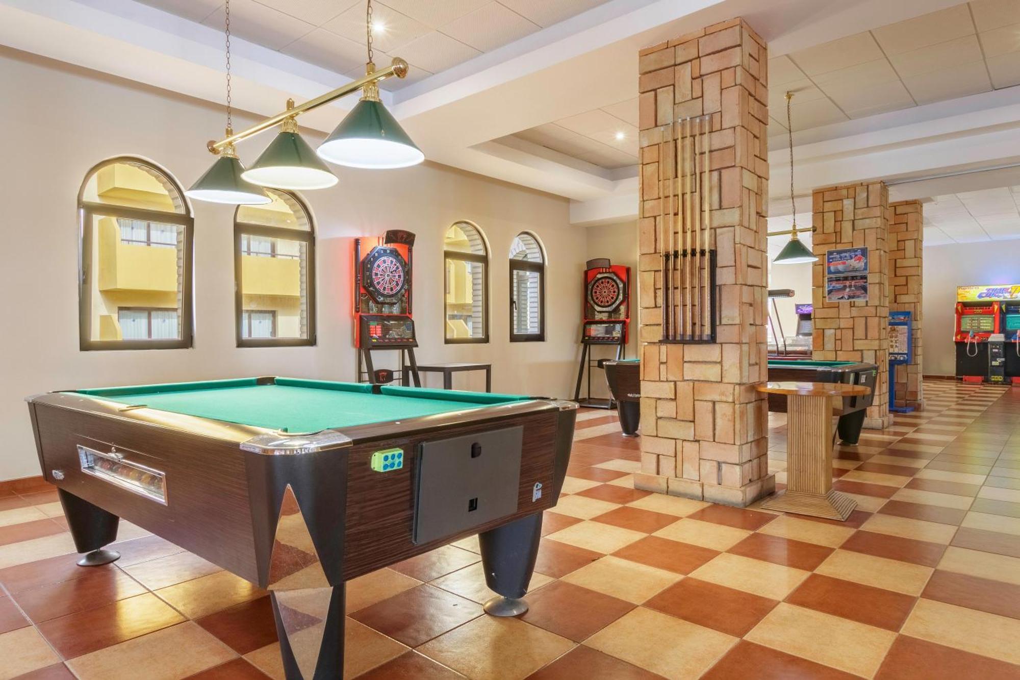Apartamentos Best Alcazar La Herradura  Εξωτερικό φωτογραφία
